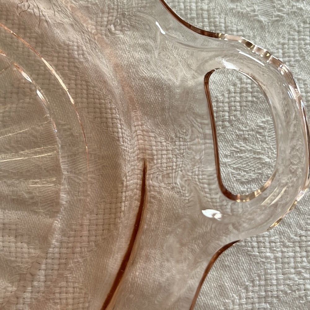 Vintage Pink Depression Glass Oval Platter with Handles by Anchor Hocking. - Picture 6 of 10
